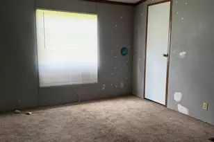 106 Courtland Ct, Highlands, TX 77562 - Photo 14
