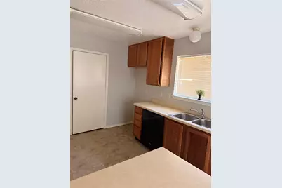 8010 Western Trail Drive, Houston, TX 77040 - Photo 10