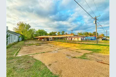 805 South 4th Street, Crockett, TX 75835 - Photo 10