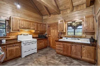 3723 E Fm 256 E, Colmesneil, TX 75938 - Photo 10