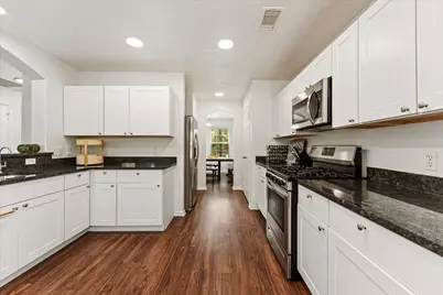 42 Bowie Bend Court, The Woodlands, TX 77385 - Photo 12