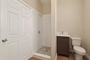 7927 Brays St, Houston, TX 77012 - Photo 14