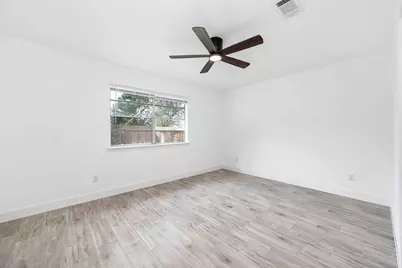 10402 Rancho Bernardo Lane, Sugar Land, TX 77498 - Photo 16
