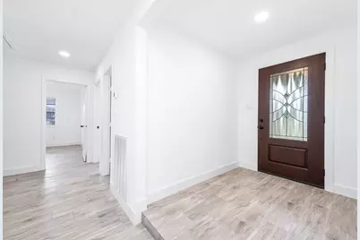 10402 Rancho Bernardo Lane, Sugar Land, TX 77498 - Photo 6