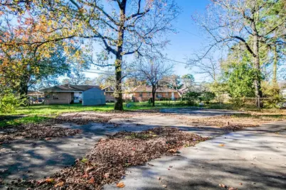 10201 Homestead Road, Houston, TX 77016 - Photo 2