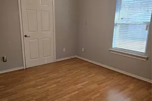 3459 Angel Ln, Houston, TX 77045 - Photo 8