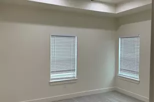 8318 Brandon St, Houston, TX 77051 - Photo 14