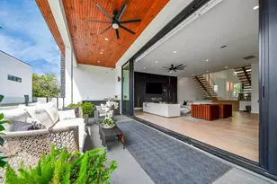 5327 S Braeswood Blvd, Houston, TX 77096 - Photo 2