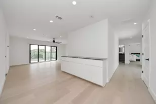 5327 S Braeswood Blvd, Houston, TX 77096 - Photo 32