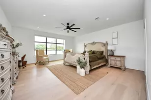 5327 S Braeswood Blvd, Houston, TX 77096 - Photo 22