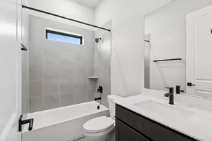 11811 Bush Tail Ct, Mont Belvieu, TX 77523 - Photo 16