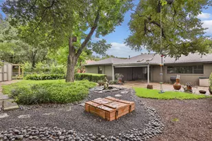 4842 Briarbend Dr, Houston, TX 77035 - Photo 32