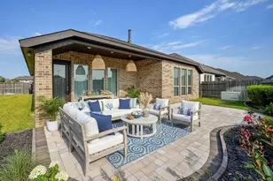 655 Malibu Pnes Dr, Katy, TX 77493 - Photo 1