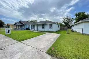 1626 14th St, Port Arthur, TX 77640 - Photo 6