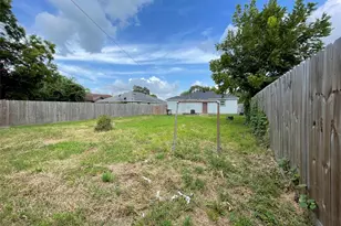 1626 14th St, Port Arthur, TX 77640 - Photo 26