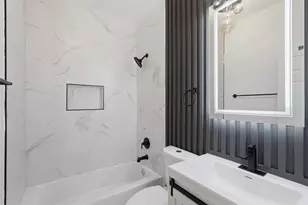 8209 Richland Dr, Houston, TX 77028 - Photo 10