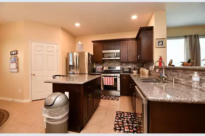 7110 Anaquitas Creek Court, Richmond, TX 77407 - Photo 8
