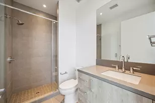2323 W Main St, Houston, TX 77098 - Photo 14