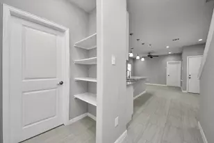4011 Elmwood St, Houston, TX 77051 - Photo 10
