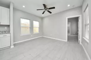 4011 Elmwood St, Houston, TX 77051 - Photo 14