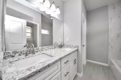 4011 Elmwood Street, Houston, TX 77051 - Photo 20
