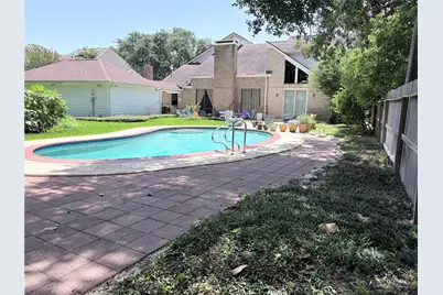 15823 Craighurst Drive, Houston, TX 77059 - Photo 4