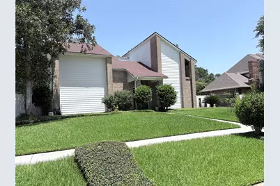 15823 Craighurst Drive, Houston, TX 77059 - Photo 2