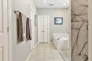 826 E 29th St, Houston, TX 77009 - Photo 16