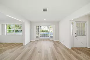 7230 Bayou Forest Dr, Houston, TX 77088 - Photo 8