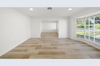 7230 Bayou Forest Drive, Houston, TX 77088 - Photo 18
