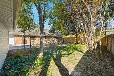 7230 Bayou Forest Drive, Houston, TX 77088 - Photo 34