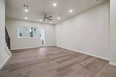 6332 Paddington Bend Drive, Houston, TX 77008 - Photo 4
