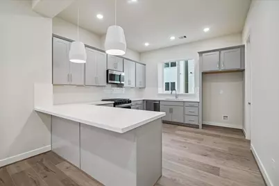 6332 Paddington Bend Drive, Houston, TX 77008 - Photo 6