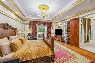 9105 Memorial Dr, Houston, TX 77024 - Photo 8