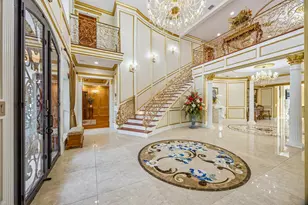 9105 Memorial Dr, Houston, TX 77024 - Photo 6