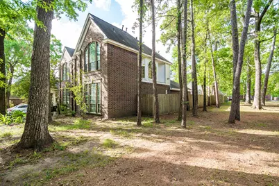 3810 Wildwood Valley Court, Houston, TX 77345 - Photo 4