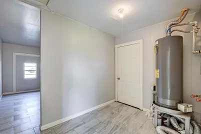 131 Lakewood Drive, Clute, TX 77531 - Photo 20