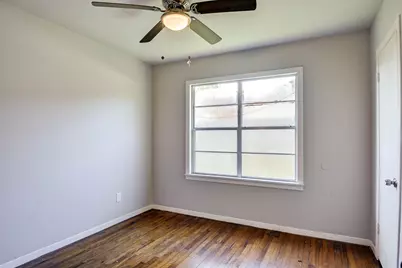 131 Lakewood Drive, Clute, TX 77531 - Photo 16