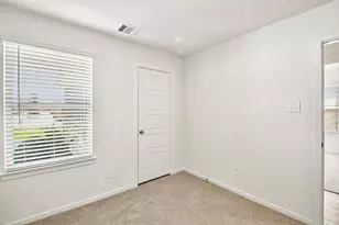 14222 Granger Pointe Ln, Conroe, TX 77302 - Photo 18
