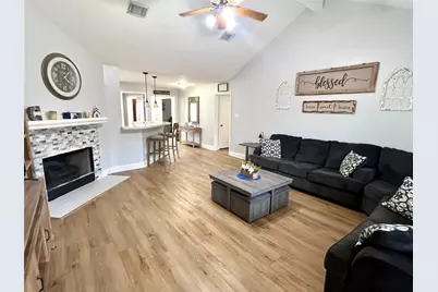 1806 Oak Wood Drive E, Pearland, TX 77581 - Photo 14