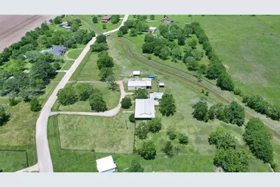 8303 Galler Road, Fairchilds, TX 77469 - Photo 6