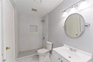 5239 Arboles Dr, Houston, TX 77035 - Photo 16