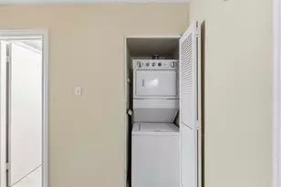 5239 Arboles Dr, Houston, TX 77035 - Photo 20