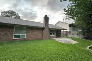 2211 Brook View Ln, Sugar Land, TX 77479 - Photo 14