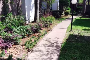 1201 Bering Dr N, Houston, TX 77057 - Photo 1