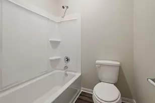 8214 Burnt Orchid Dr, Houston, TX 77016 - Photo 16