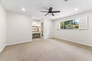 9402 Brig O Doon Cir, Houston, TX 77096 - Photo 10