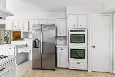 9402 Brig O Doon Circle, Houston, TX 77096 - Photo 22