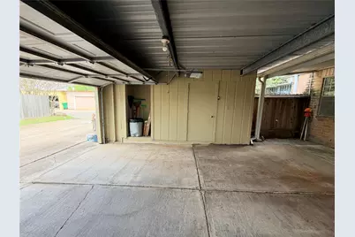 8808 Wilcrest Drive, Houston, TX 77099 - Photo 20