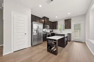 218 Skybranch Ct, Conroe, TX 77304 - Photo 10